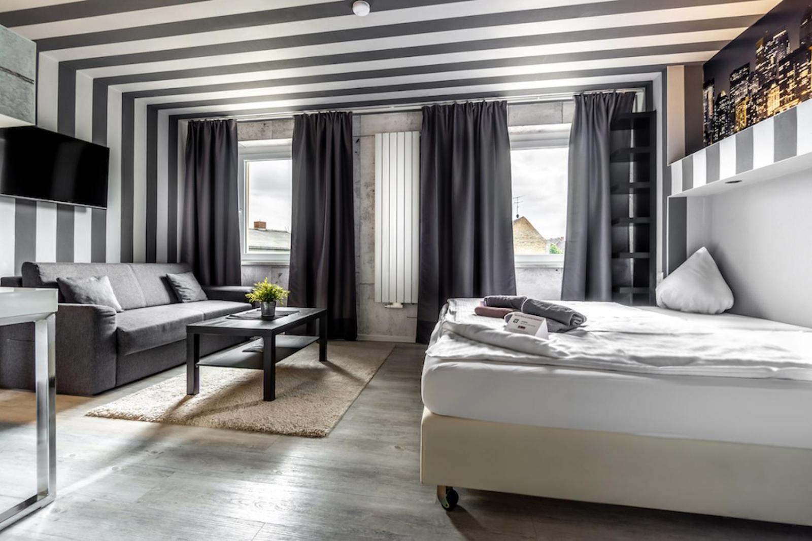 Sl'Otel Budget Bernburg Εξωτερικό φωτογραφία