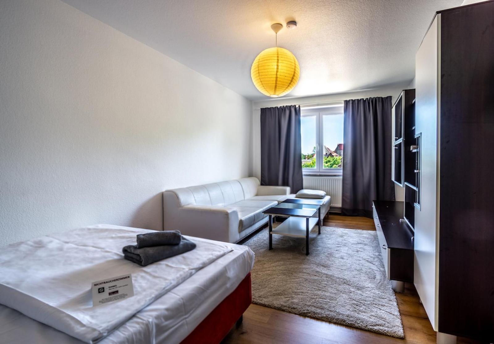 Sl'Otel Budget Bernburg Εξωτερικό φωτογραφία