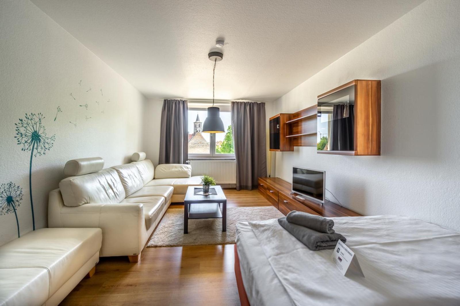 Sl'Otel Budget Bernburg Εξωτερικό φωτογραφία