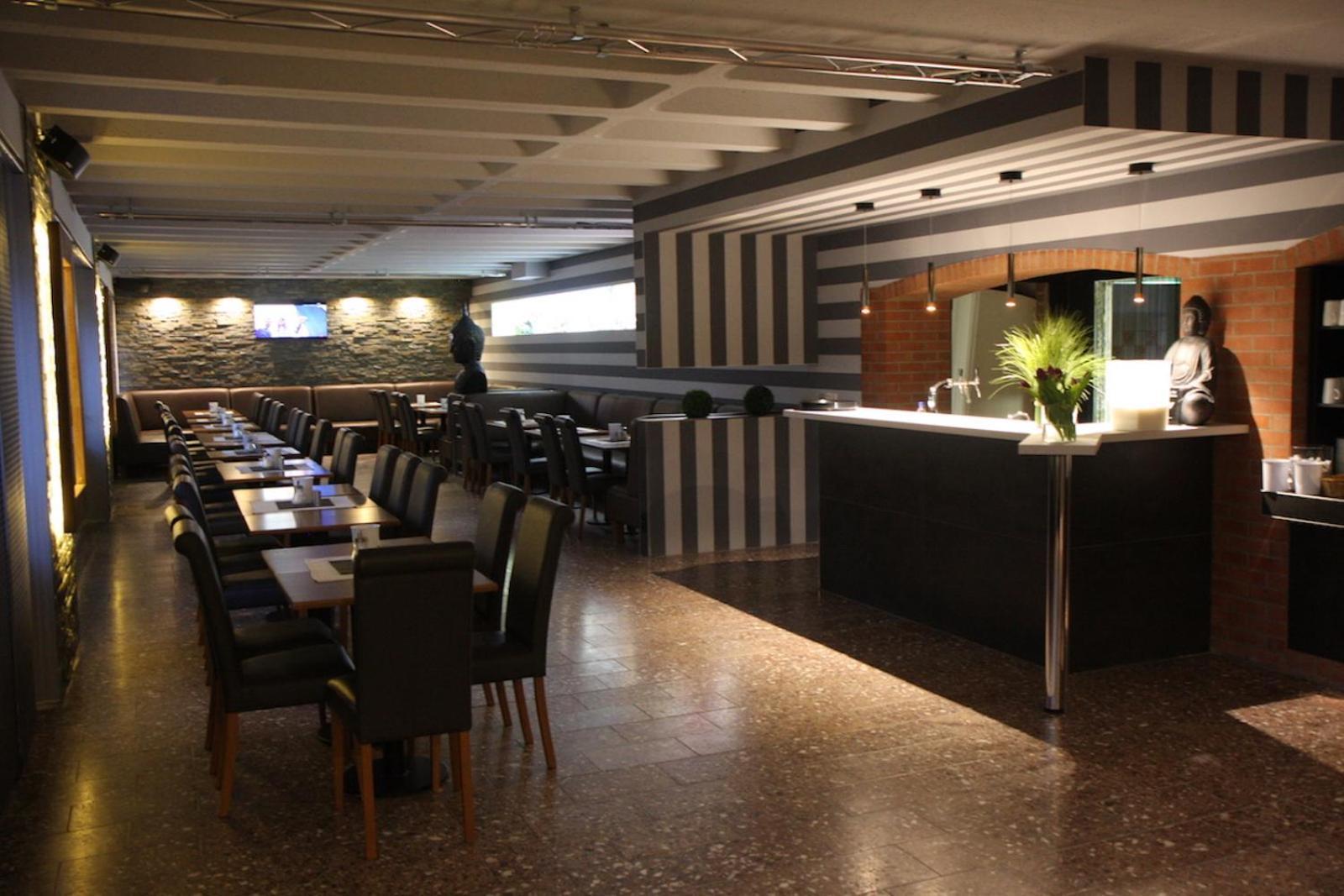 Sl'Otel Budget Bernburg Εξωτερικό φωτογραφία