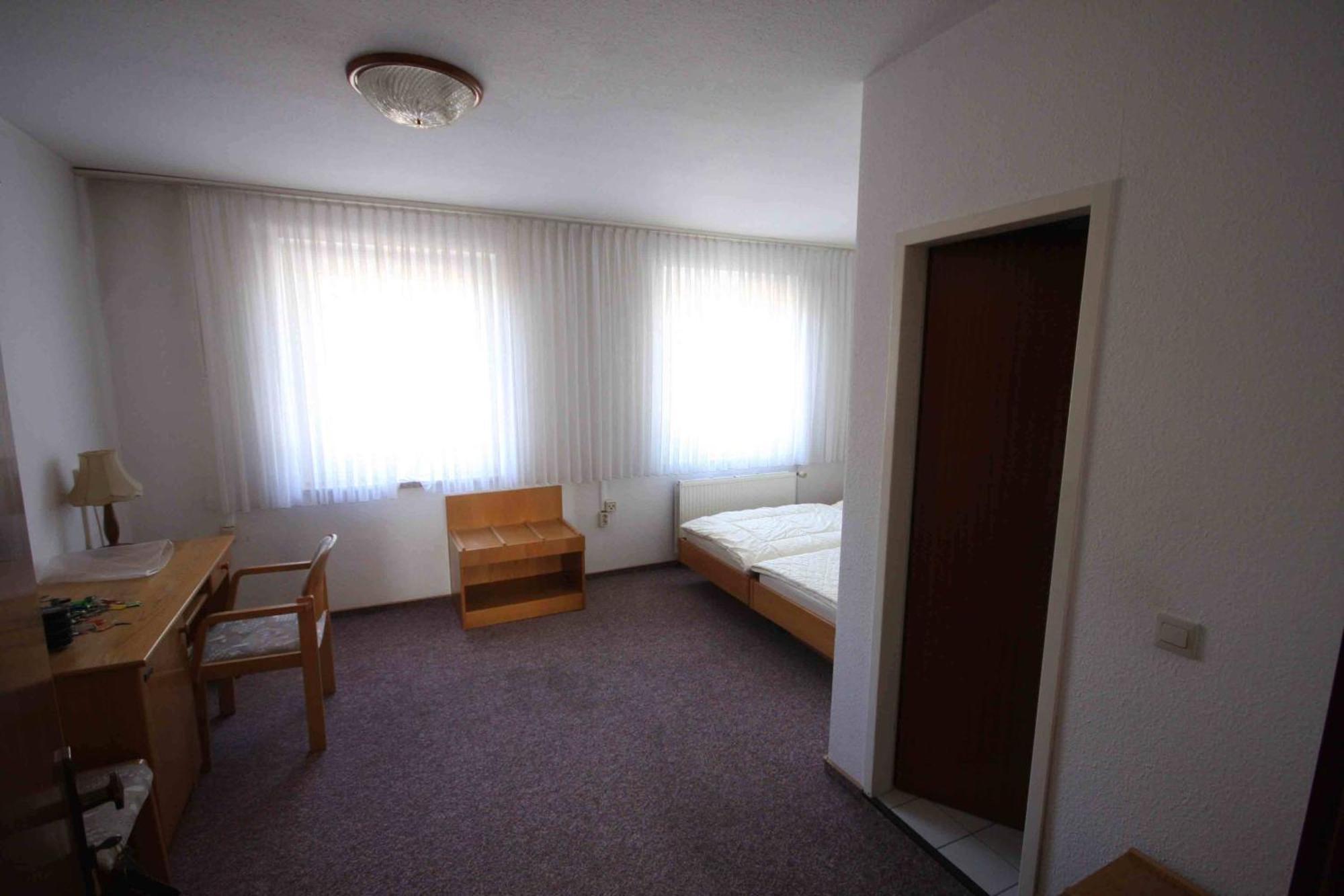Sl'Otel Budget Bernburg Δωμάτιο φωτογραφία